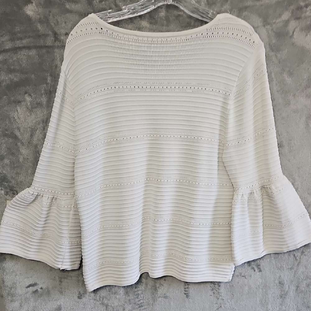 White House Black Market Med Ivory Textured Bell Sleeve Sweater pullover - Picture 8 of 9